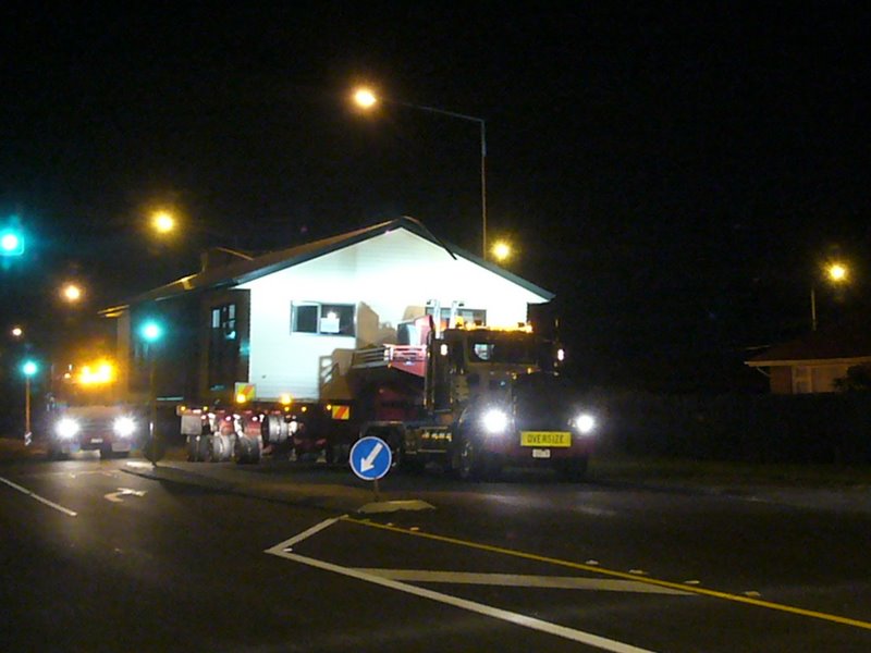Incoming house ... on wheels LOL